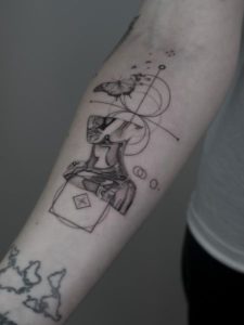 tatuaż geometryczny gdansk graphic tattoo